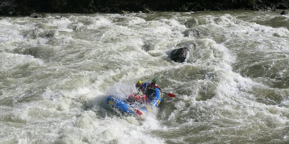 Alpesi-szállás-kalandok-rafting-www.alpesikaland.hu-4