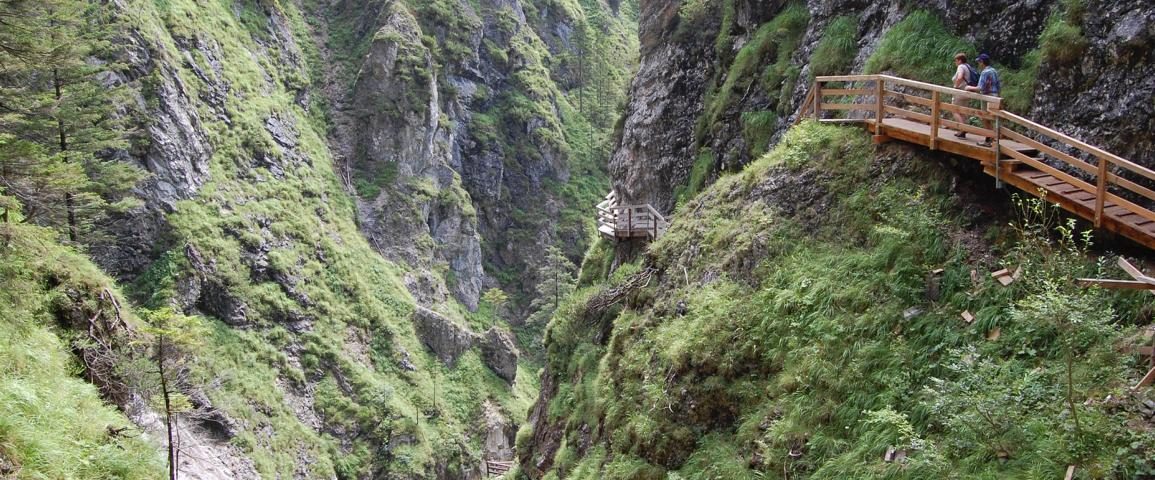Alpesi-szállás-kalandok-wassersloch-www.alpesikaland.hu-2